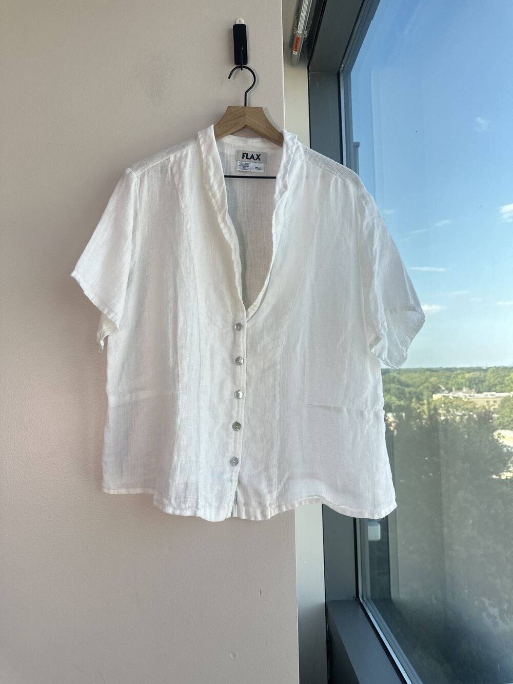 FLAX White Short Sleeve Button Front V-Neck Airy Relaxed Fit Blouse